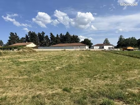 terrain 1305 m² anglards-de-saint-flour