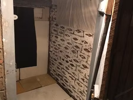 cave saine et sécurisée - buttes chaumont - mairie du 19