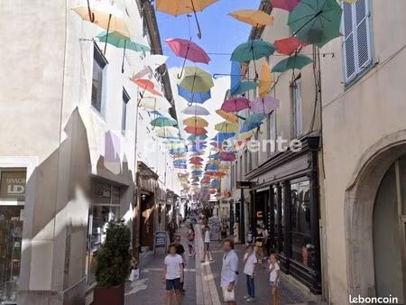 local commercial 552 m²