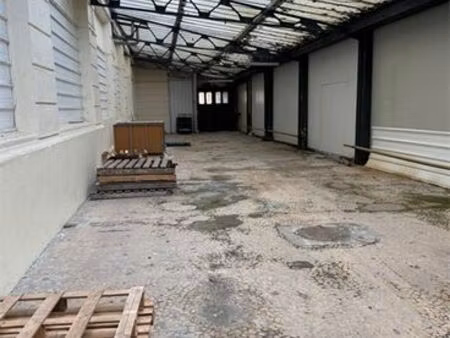 boutique 1400 m² bobigny