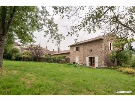 maison de village 9 pièces 200 m²