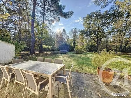 maison 5 pièces 174 m²