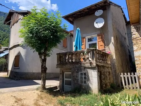 maison de village 5 pièces 60 m²