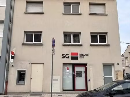 local commercial 135 m²