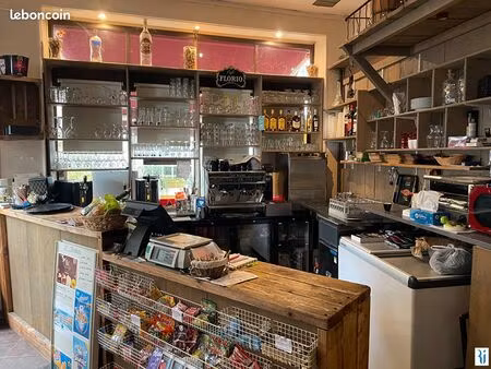 bar 40 m² saint ouen de thouberville