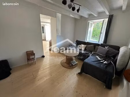 maison 6 pièces 110 m²