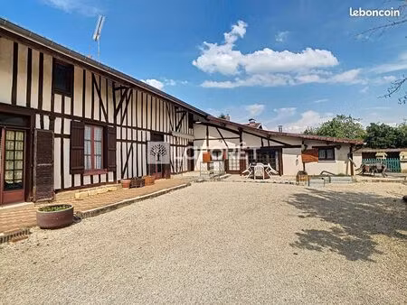 maison 10 pièces 250 m²