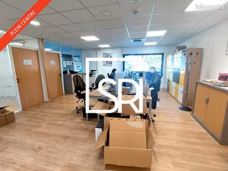 bureaux 335 m²