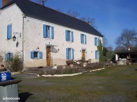 maison 240m° rénovée sur 3 hectares