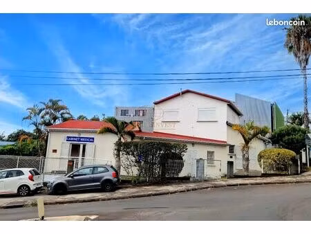 bureaux 45 m² tampon