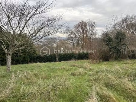 terrain de 812 m² à boulazac