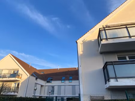 chambly plein centre ville  35mn gare du nord