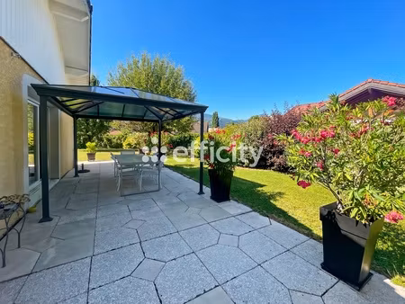 maison 5 pièces - 182 m²