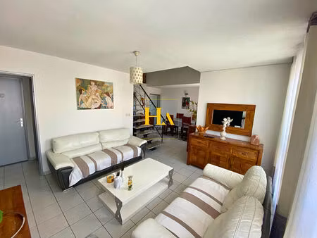 appartement t5 bis  92m²  résidence de 1997  saint-leu centre