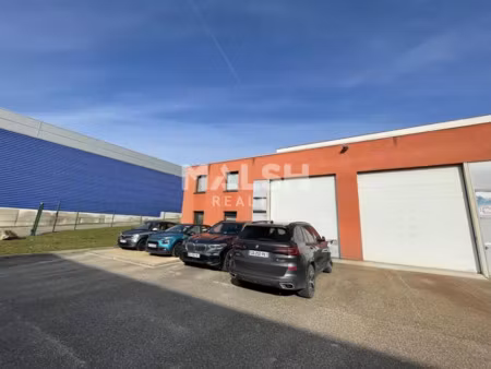 local d'activités à brignais - a vendre - 310 m²
