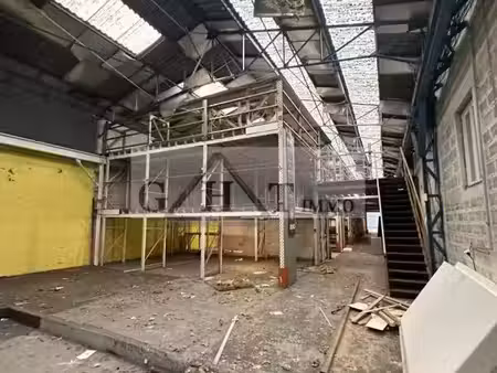 local d’activites/ bureaux a vendre 2140m2