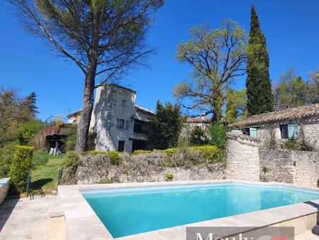 propriete en bordure d un joli hameau en quercy blanc a 15