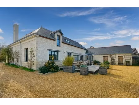 saumur nord - maison de caractère entièrement rénovée de façon qualitative avec vie de pla