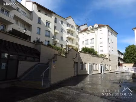 bureaux 16 m² meulan-en-yvelines