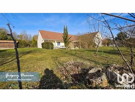 villa 10 pièces 233 m²