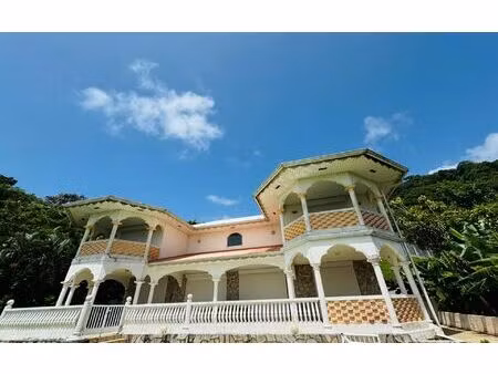 location maison  m² t-5 à remire-montjoly  4 349 €