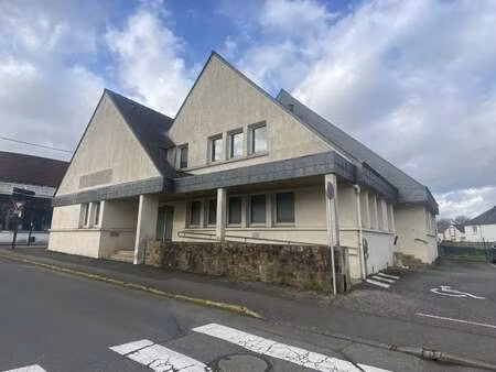 vente bureaux et commerces à loudéac (22600) : à vendre / 481m² loudéac