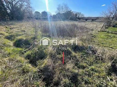 terrain constructible borné