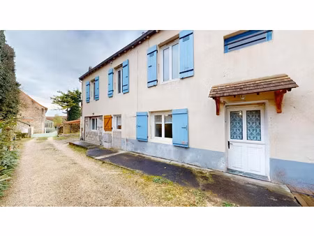 vente maison 4 pièces 102 m² à givry (71640)  105 000 €