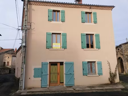 vente maison 6 pièces 98 m² à boudes (63340)  127 000 €