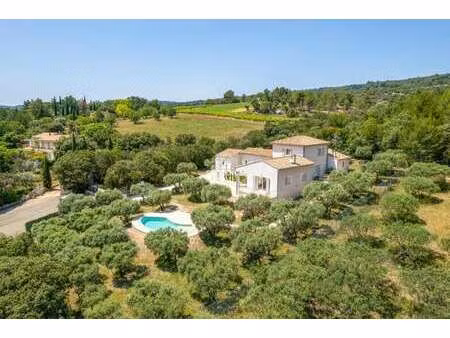 propriété de luxe à vendre à lioux : 890 000 € | 210m²