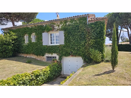 propriété familiale avec parc clos et piscine 220 m2 5 c
