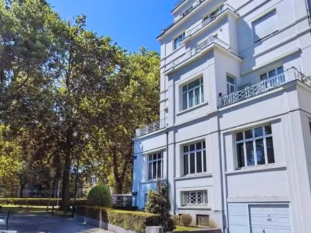 duplex à vendre avec terrasse et 6 chambres   ixelles (vbc39795)