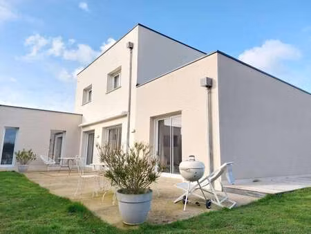 vente maison à cossé-le-vivien (53230) : à vendre / 180m² cossé-le-vivien