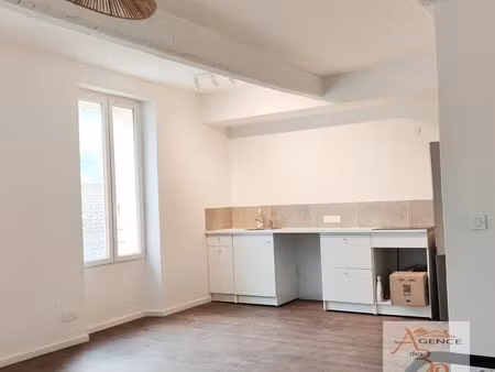 vente appartement 3 pièces 57 m² collobrières (83610)