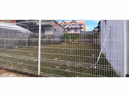 cayenne terrain nu constructible de 315 m2