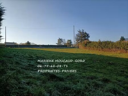 bas-en-basset centre terrain constructible de 1000m²