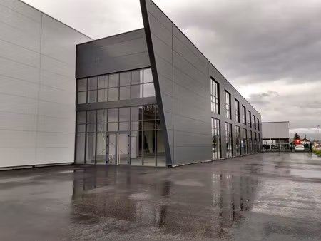 local professionnel à louer montmelian 1 pièce(s) 549m2 6 500€/mois ht/hc