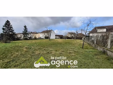 vente terrain 1316 m² à montluçon (03100)  55 500 €