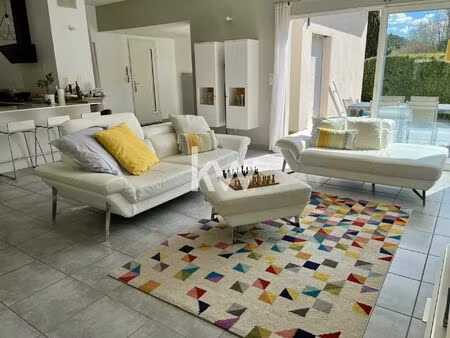 vente maison 6 pièces 150 m² grabels (34790)