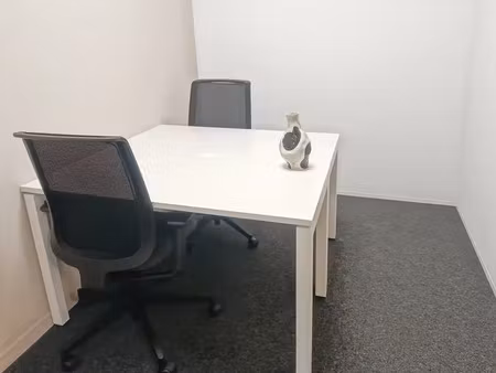 espace de bureau privé pour 2 personnes à marignane  floricity