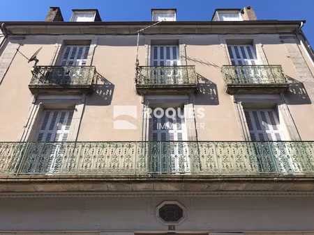 à cornus grande maison de caractère