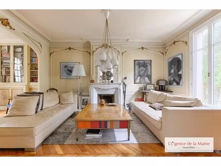 maison de luxe à vendre dans le quartier plateau