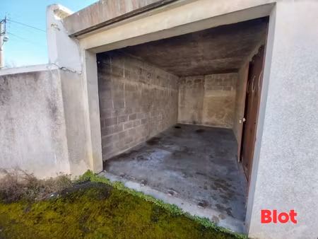 a vendre chez blot immobilier - saint-malo saint-servan - garage fermé