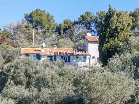 vente maison 10 pièces 190 m² à le beausset (83330)  840 000 €