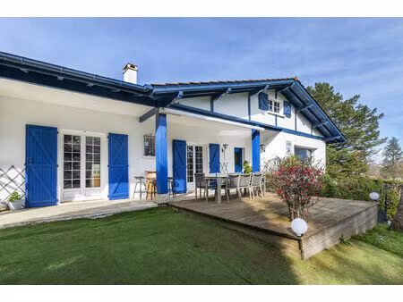 vente maison 5 pièces 140 m² urrugne (64122)