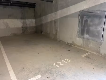 vente parking 14 m² à auron (06660)  26 900 €