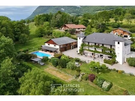 bâtisse de caractère avec vue imprenable sur le mont blanc