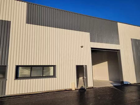 location local d'activités bapeaume les rouen 240 m²