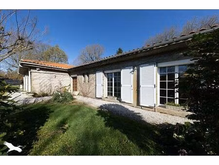 vente maison 7 pièces 160 m² nieul-le-dolent (85430)