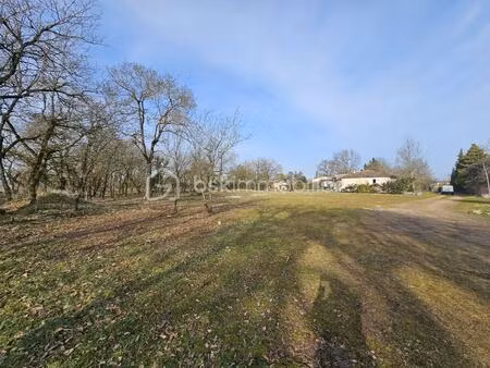 terrain de 1 200 m² à villeneuve-sur-vere